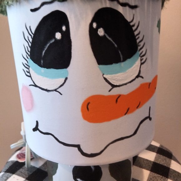 Snowman Lamp - Picture 5 of 11